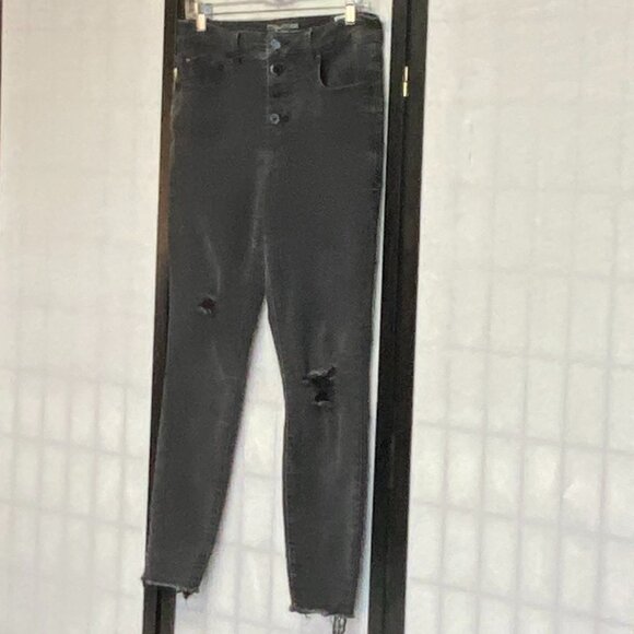Maurices Everflex High Rise Skinny Button Fly Distressed Black Jeans 8 Raw Hem - Picture 4 of 13